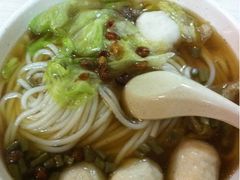-龙香记桂林米粉(东扬威街11号楼店)