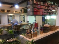 -罗亚帝·NASHOW纳秀形象设计