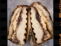 -Catch Bagel(芳草地店)