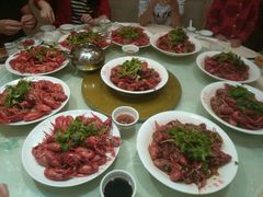 -鲁小三·大骨自助(金山总店)