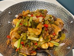 -绿草地·湘菜(悦方ID mall店)