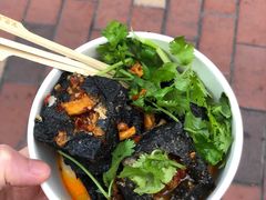 -黑色经典臭豆腐·湖南特产(步行街店)