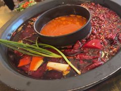 -黄潇洒老火锅(九眼桥宏济巷店)