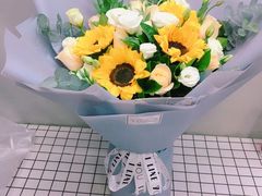 -怡花宜木鲜花店(朝阳路店)
