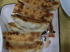韭菜肉锅贴-春水锅贴·传统鲁菜(大明湖店)