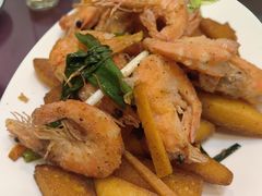 椒盐基围虾-龙香居海鲜浑锅家常菜·特色驴肉