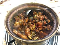 -渝君重庆火锅(嘉宾路店)