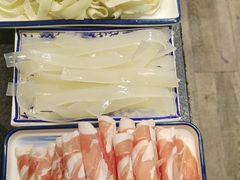 -灶知轩湘西石锅鱼(万佳广场店)