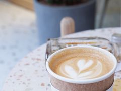 拿铁-Cafe on warm(丹霞店)