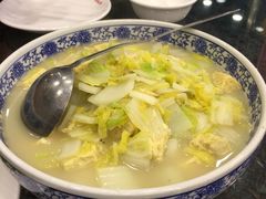 虾皮白菜炖冻豆腐-东四民芳餐厅(世茂工三店)