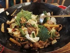 -富正毅三下锅·湘西韵味(天门山索道店)