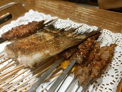 -聚串门儿·东北烧烤(信义坊店)