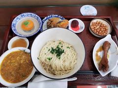 -百年老字号·观振兴蟹黄面·三虾面·苏式面(观前街富仁坊巷店)