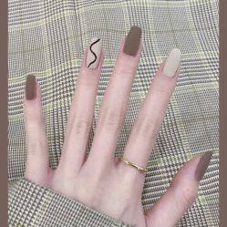 -悦指间美甲美睫
