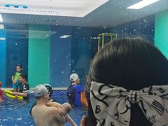 -Swim斯卫姆国际儿童游泳中心(红博中央公园店)