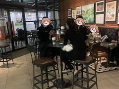 -星巴克(上海虹桥新天地二店)