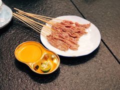 湿辣牛肉-何妹湿辣牛肉·粤式烧烤砂煲(桂雅路店)