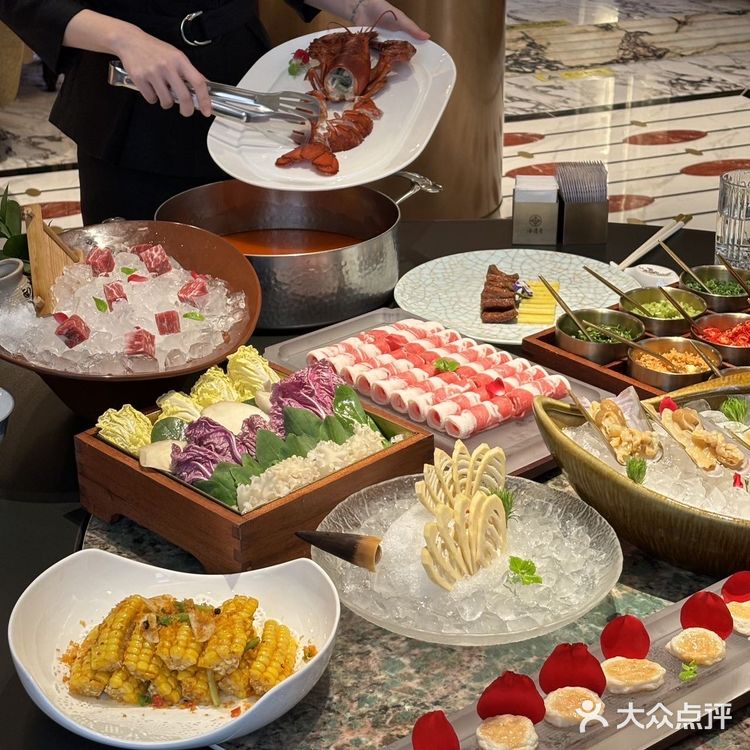 这家海鲜火锅太嗲啦！