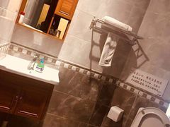 -悦港足浴(龙城国际商业广场店)