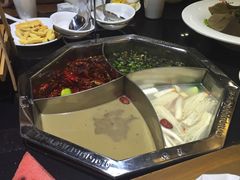 -重庆德庄火锅(体育中心店)