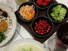 餐前小菜-半山腰·云南菜(侨福芳草地店)
