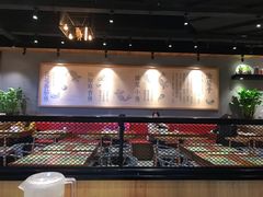 -渝是乎川渝小炒(新世界百货望京店)
