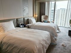 -深圳国际会展中心希尔顿酒店(前海华发冰雪世界店)
