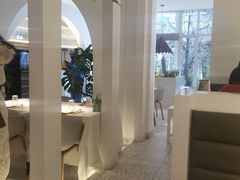 -春树下·树屋花房西餐厅(罍街AS1980店)