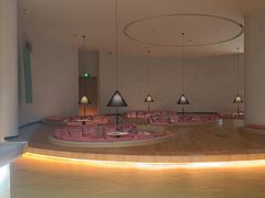 -涨巢·潮玩水疗局