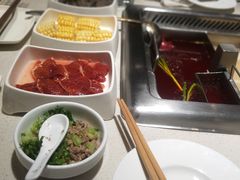 -海底捞火锅鲜切牛肉主题店(长寿路店)