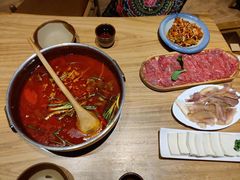 -黔诚多彩火锅(甲秀楼店)