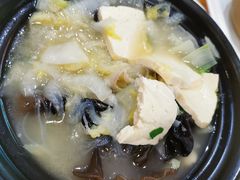 -万和春排骨砂锅米饭(新业广场店)