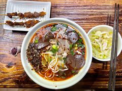 -遵义虾子张六羊肉粉(普陀路店)