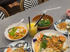 -Kub Kao Kub Pla (Terminal21)