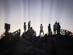 -鬼笑石后山停车场
