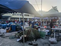 -霞涌市场海鲜摆卖区