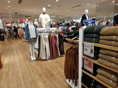 -优衣库(海口秀英万达广场店)