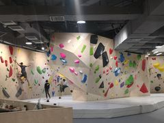 -ROCKPLUS攀岩馆(环宇城店)