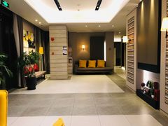 -如家精选酒店(上海张江广兰路地铁站店)