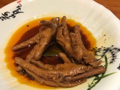 酱烧凤爪-鑫小城故事·藕汤·家常菜(台北一路总店)