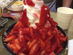 草莓雪冰-韩热集市(百源店)