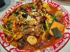 -嗨辣小聚·盘锦河蟹·海鲜烧烤龙虾(盘锦十年好店)