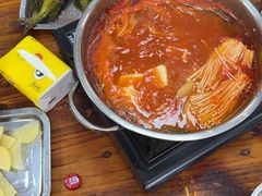 -苗侗地道红酸.酸汤鱼·酸汤牛肉