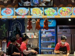 -爆炸头阿姨小四川正宗川味小吃(无任何分店)