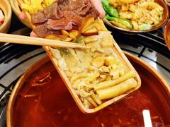 -阿山卓·野生菌火锅·纳西火塘烤肉