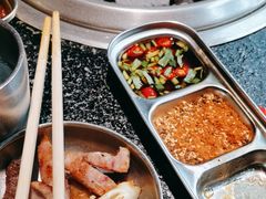 -红泥小火炉·东北泥炉烤肉(天一旗舰店)