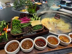 -蘸小院铁锅炖·蘸酱菜·东北菜(怀远门店)