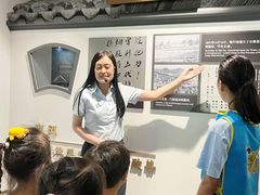 -蓝话筒·少儿成人演讲口才·主持朗诵·戏剧表演(大华第一坊店)