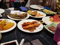 -小天鹅戴斯酒店鲸鲨百汇创作料理