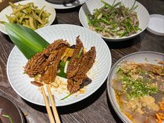 -魁盛居百年鲁菜馆(县西巷店)